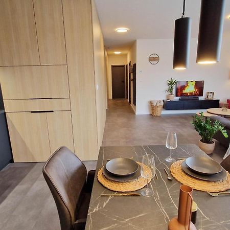 Hillshome - 84M2 Moderny Byt S Terasou Aj Saunou Liptovský Mikuláš 외부 사진